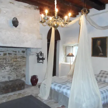 Angouleme Sleeps 15 Pool Wifi Sers (Charente)