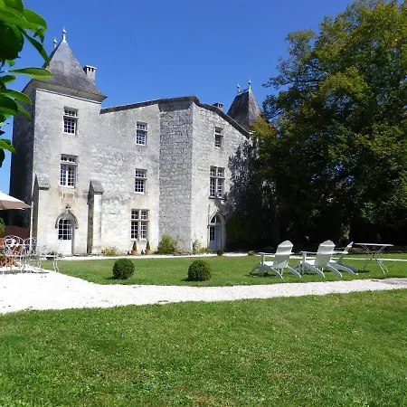 Angouleme Sleeps 15 Pool Wifi Villa