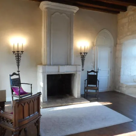 Angouleme Sleeps 15 Pool Wifi *
