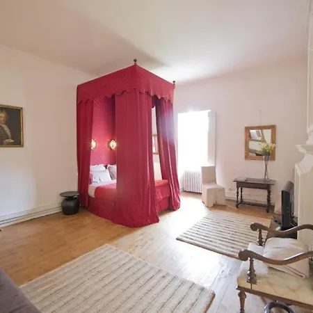 Angouleme Sleeps 15 Pool Wifi Villa *